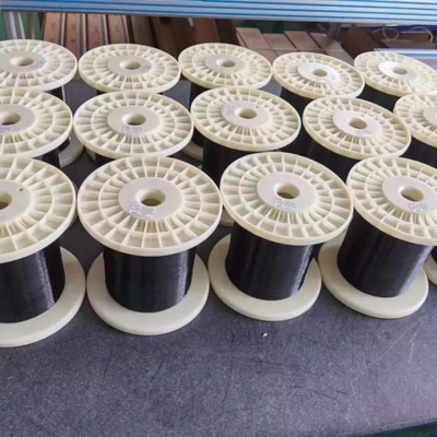 Serat Polyetheretherketone (PEEK) untuk bahan komposit untuk komponen struktural yang dibutuhkan untuk pembuatan senjata