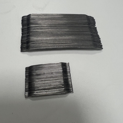 L / D 80 Tensile Strength 1800Mpa Glued Hooked End Steel Fiber 80/60 Untuk Terowongan Tambang