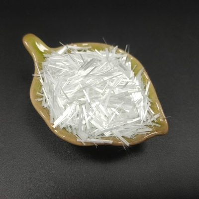 Dispersibilitas yang Baik AR Glass Fiber Cincang Strand Untuk Industri Bangunan