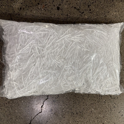 PP Makro Serat Sintetis Twist 51mm Warna Putih untuk lantai industri Pisos