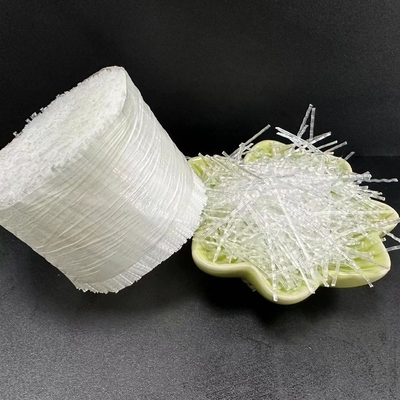Aditif Teknik Sipil PP Makro Serat Bentuk Gelombang 24-60mm Untuk Perkuat Semen Dan Anti-Carcking