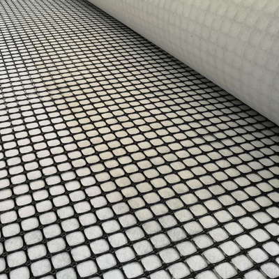 150gsm Geotextile polypropylene PP Biaxial Geogrid Untuk Stabilisasi Lereng 30-30kN / M