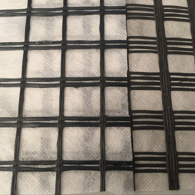 Fiberglass Geogrid atau Polyester Geogrid dikomposit dengan kain bukan tenunan